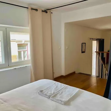1 Bedroom - Palma * ליסבון